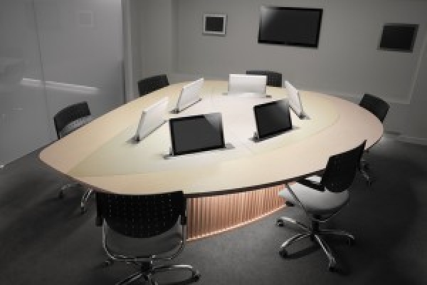 Выдвижные моторизованные мониторы Arthur Holm